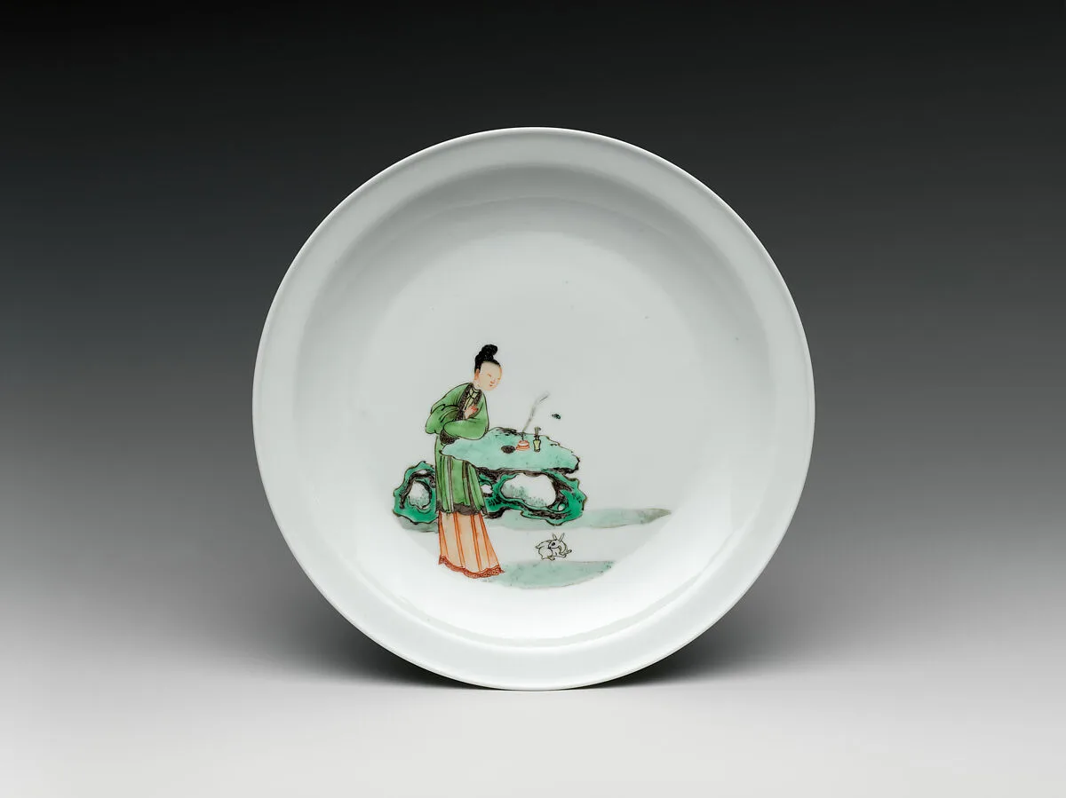 清雍正 景德鎮窯五彩仕女玉兔盤|Dish with woman and rabbit in a garden — Unknown