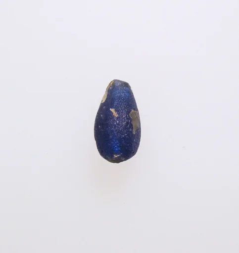 Glass bead