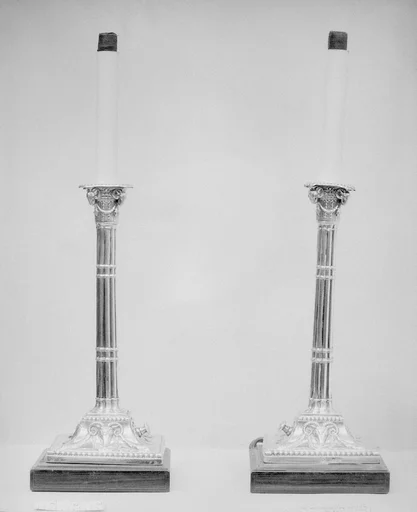 Pair of candlesticks