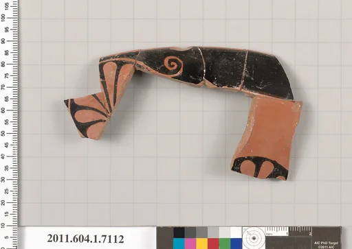 Terracotta rim fragment of a kylix (drinking cup)
