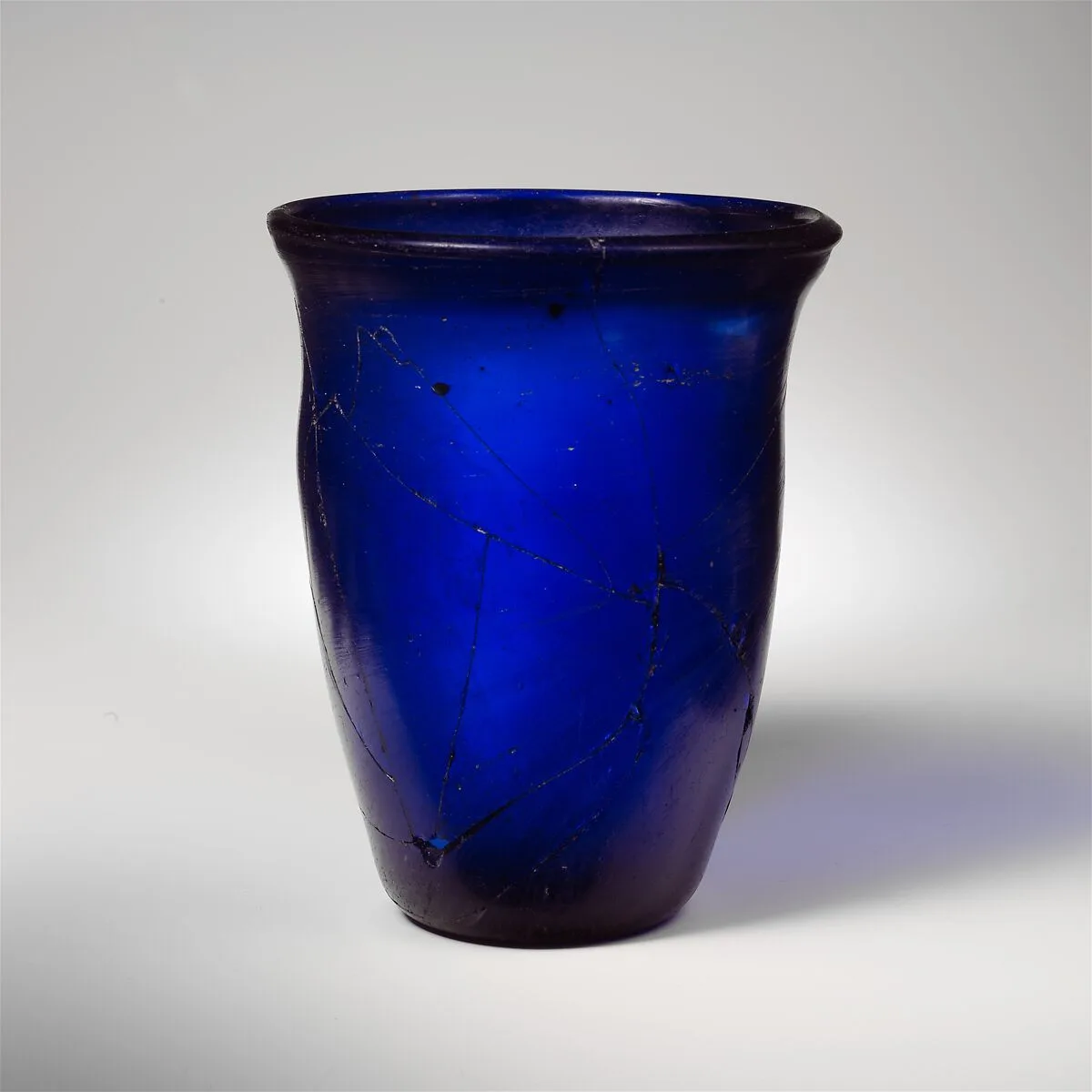 Glass beaker — Unknown
