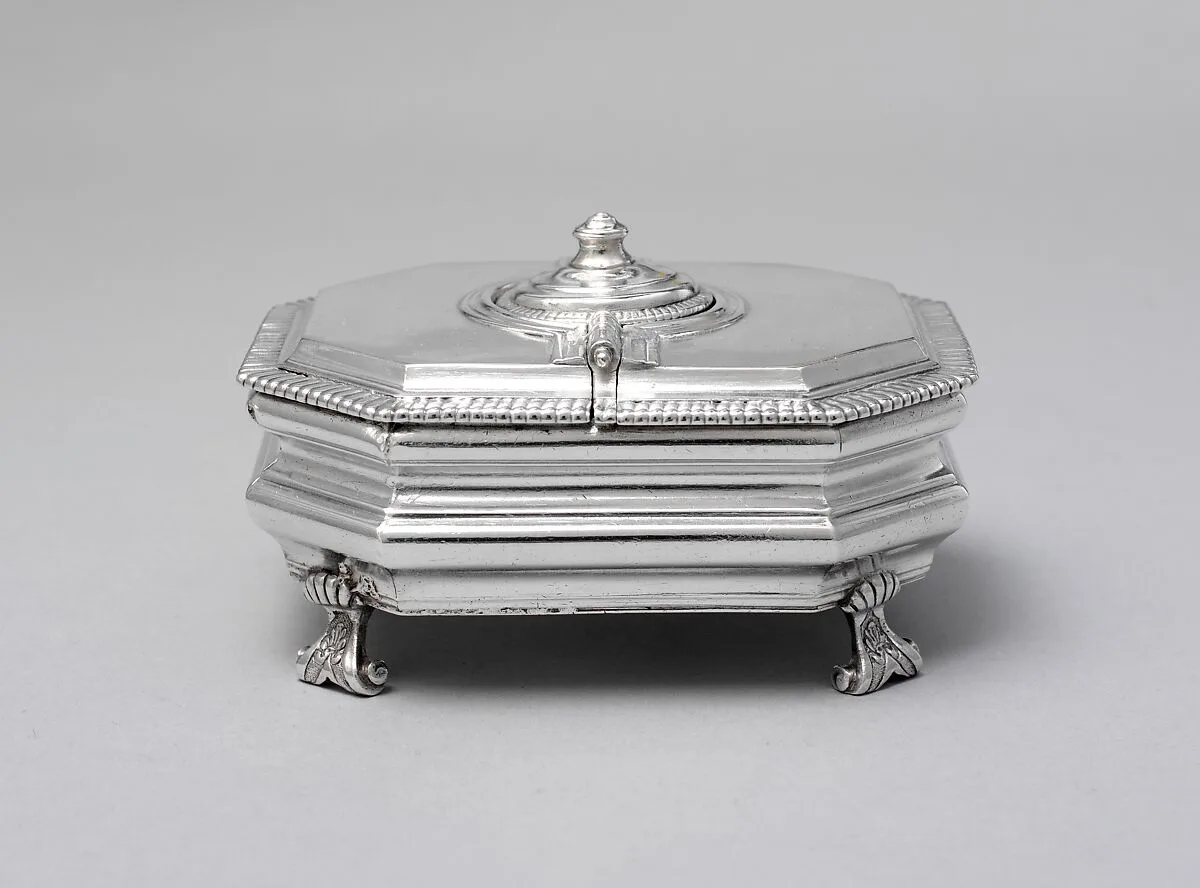 Spice box with grater — Nicolas II Boullet