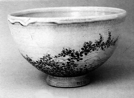 仁阿弥道八作 色絵秋草文茶碗|Tea Bowl with Autumn Grasses