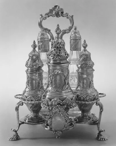 Warwick cruet stand with three casters and two bottles