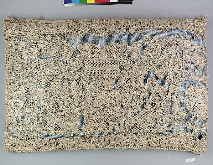 Pillow cover — Unknown