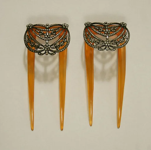 Comb