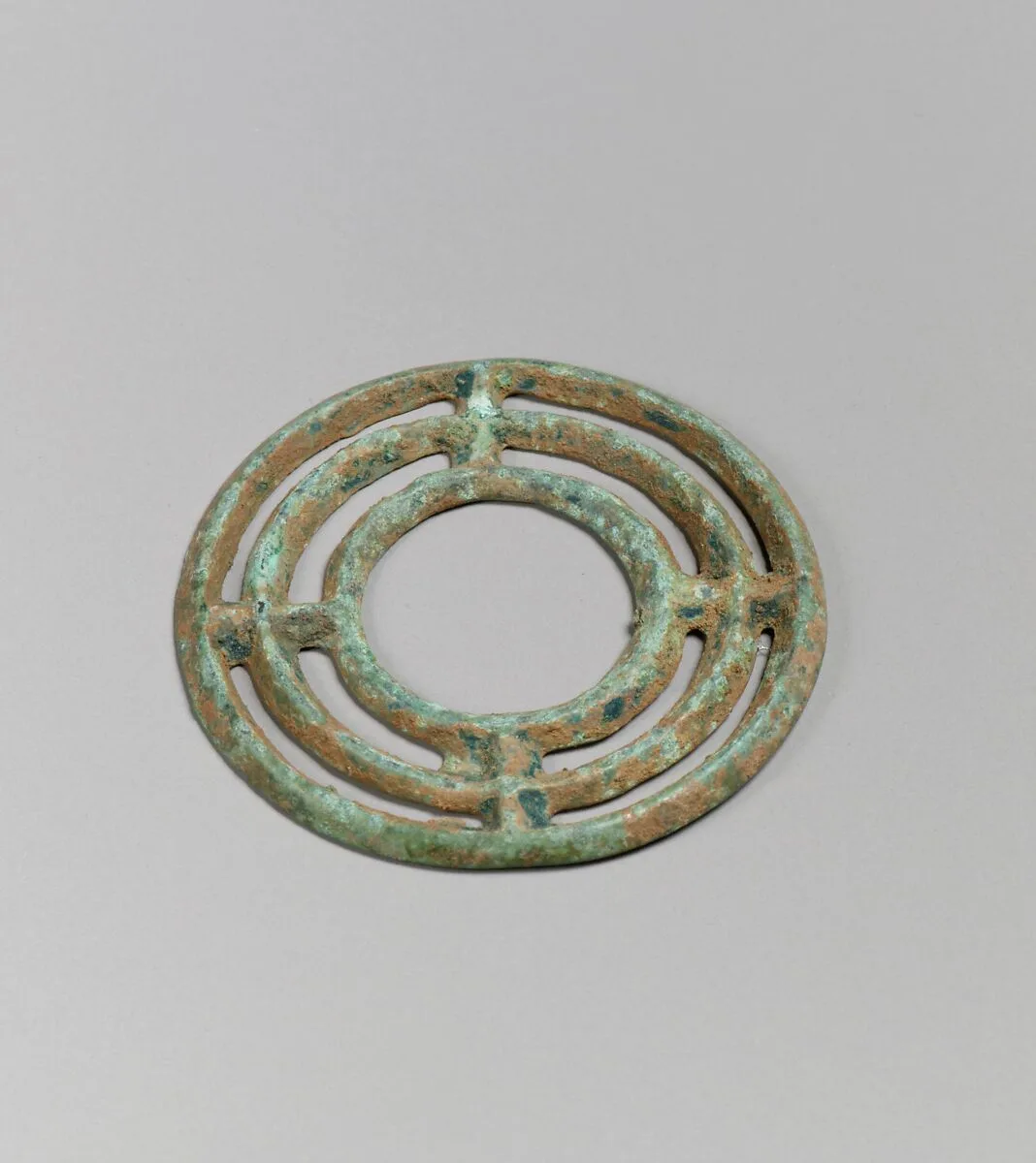Bronze necklace spiral — Unknown