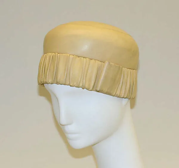 Cloche — House of Balenciaga|Cristobal Balenciaga
