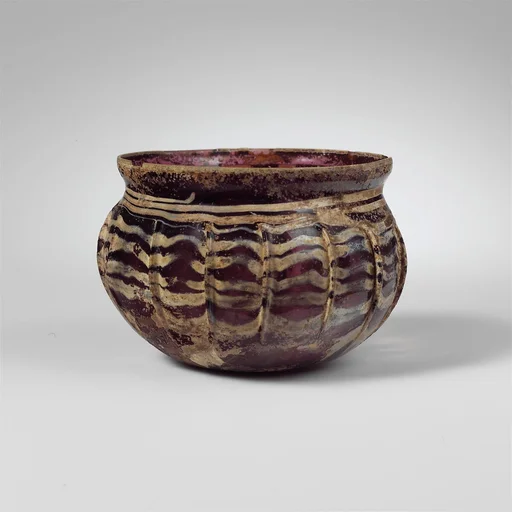Glass ribbed bowl