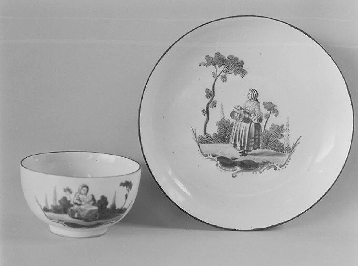 Teabowl and saucer — Weesp