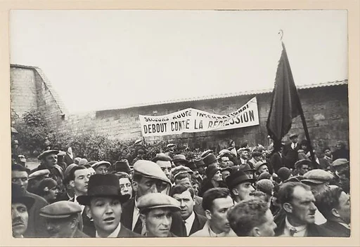 Manifestation au Mur des Fédérés, Père Lachaise, Paris, France, 1936-1939
