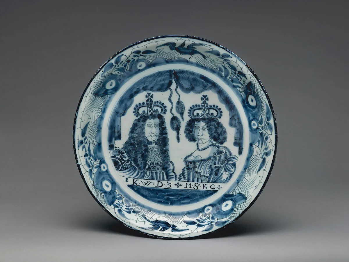 Charger with double portrait of William III and Mary II — Unknown