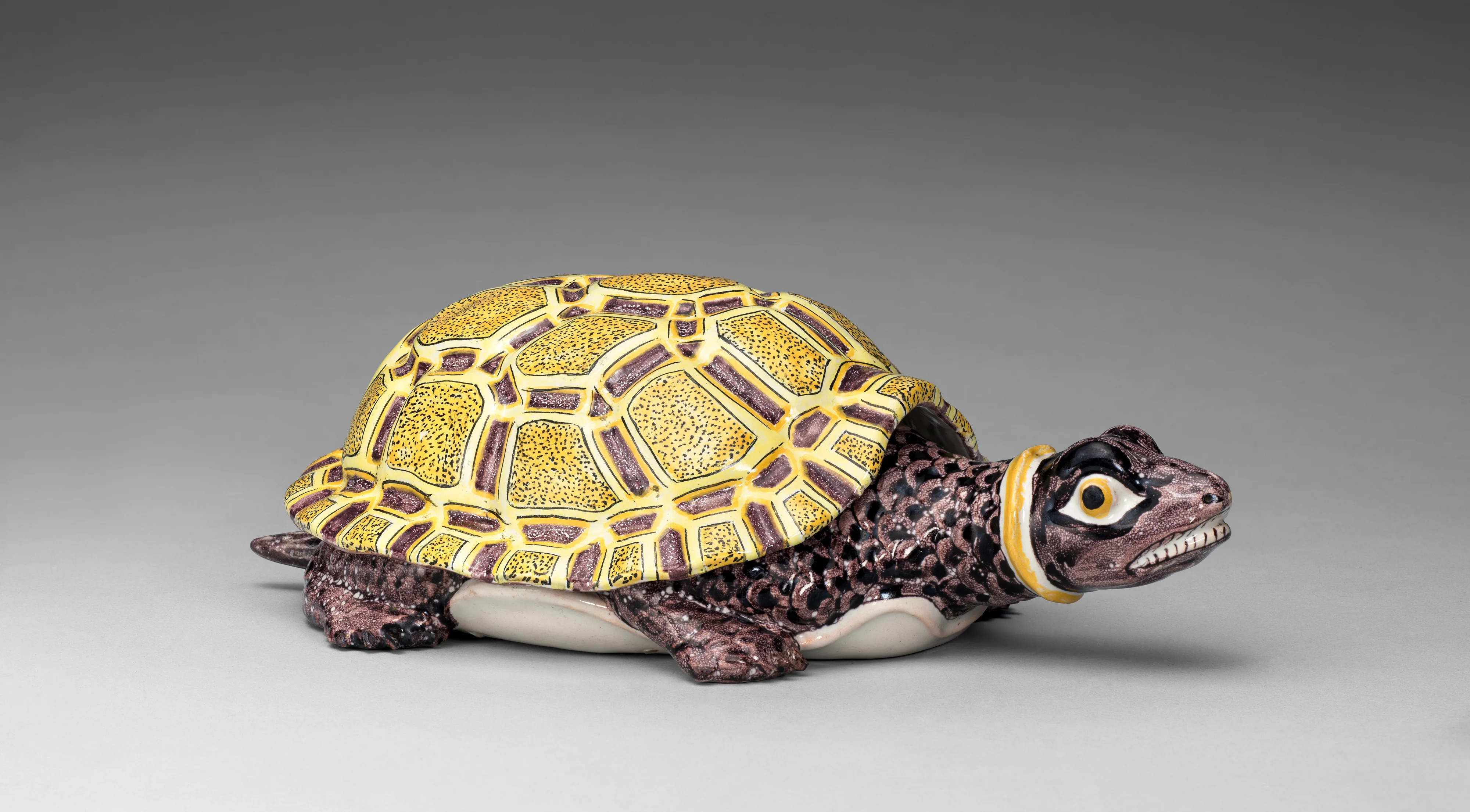 Tortoise box — Unknown