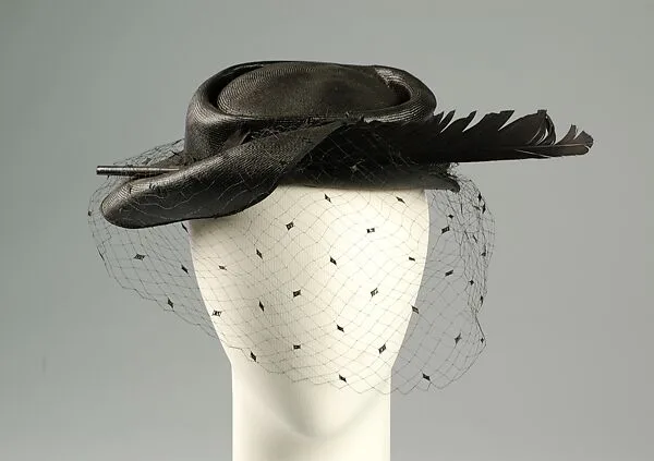 Hat — Rose Valois