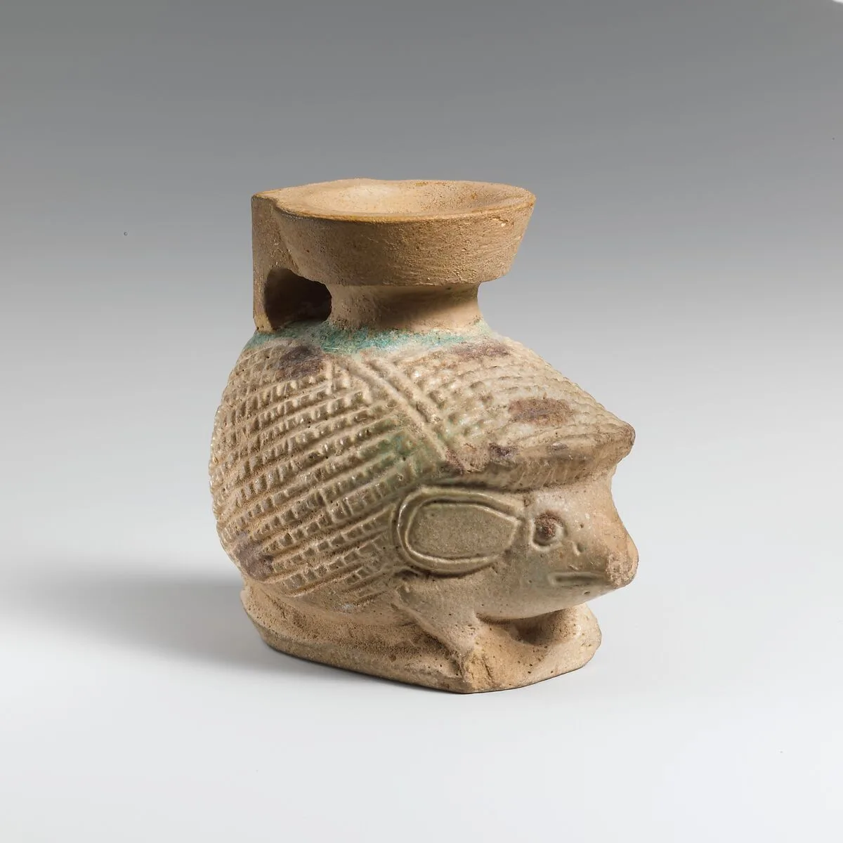 Faience aryballos (oil flask) in the form of a hedgehog — Unknown