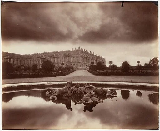 Le Château, fin Octobre, le soir, effet d'orage, vue prise du Parterre du Nord