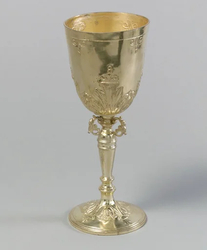 Cup