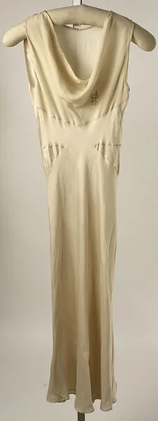 Nightgown — Madeleine Vionnet