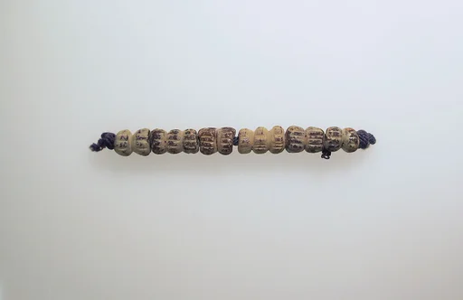 Beads, 6