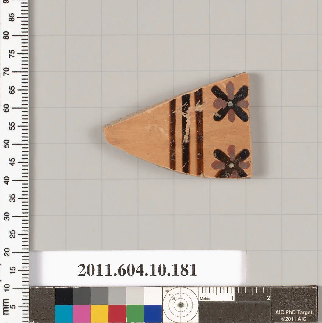 Terracotta fragment of a closed shape — Unknown
