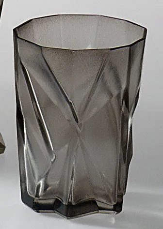 "Ruba Rombic" Tumbler — Consolidated Lamp and Glass Company, Art Glassware Division, Coraopolis, PA|Reuben Haley