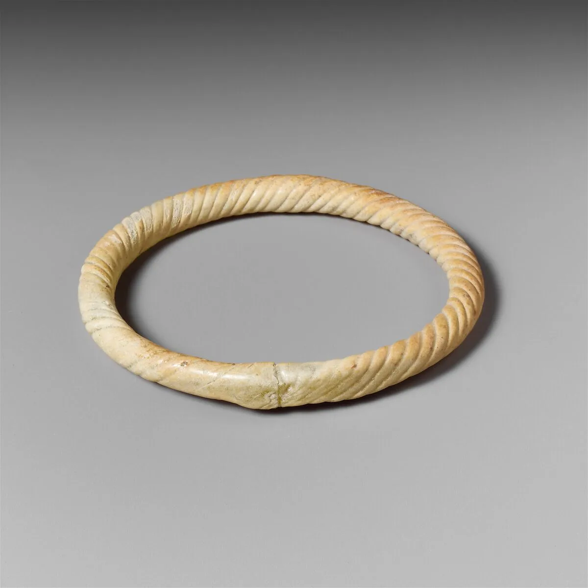 Glass bracelet — Unknown