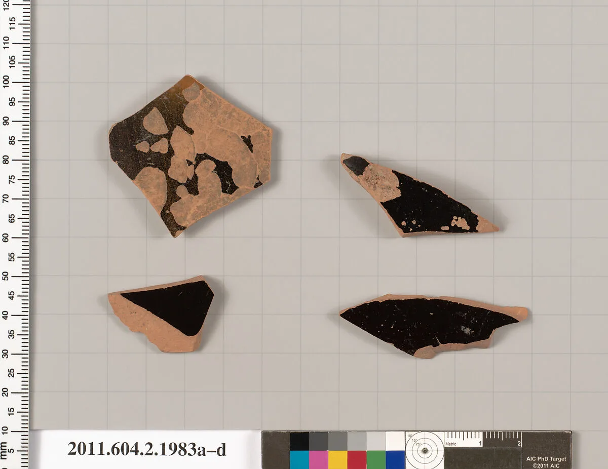 Terracotta fragments of pots; unglazed on the inside — Unknown