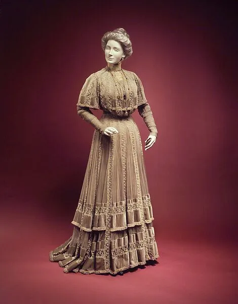 Afternoon dress — Jacques Doucet