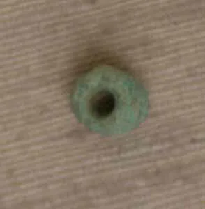 Bead — Unknown
