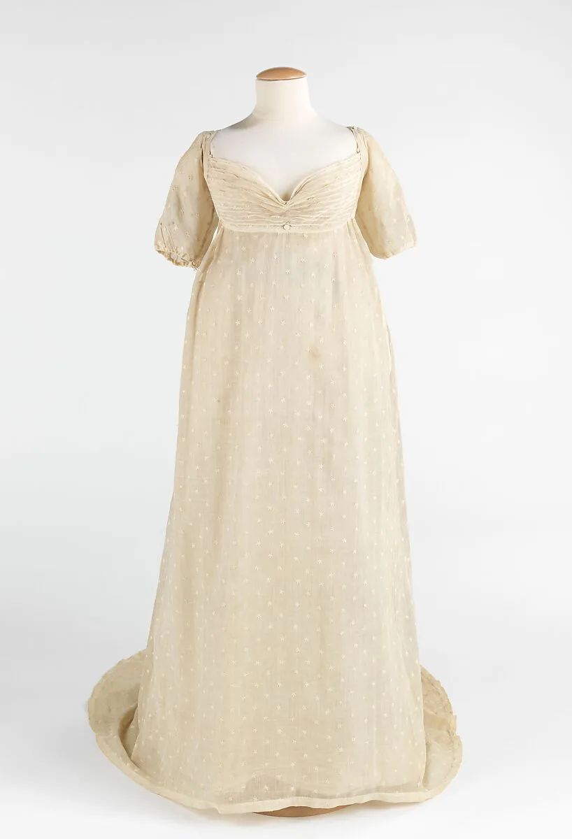 Evening dress — Unknown