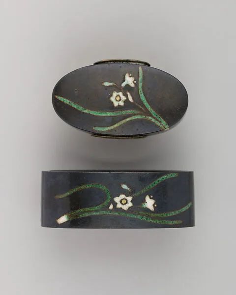 Sword-Hilt Collar and Pommel (Fuchigashira) — Unknown