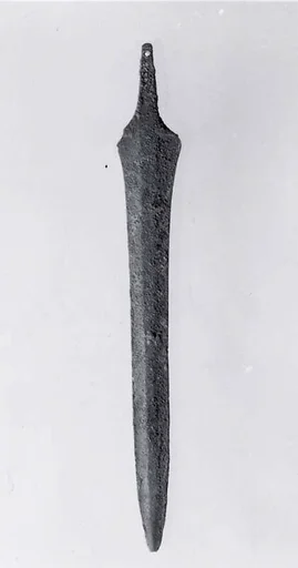 Dagger blade