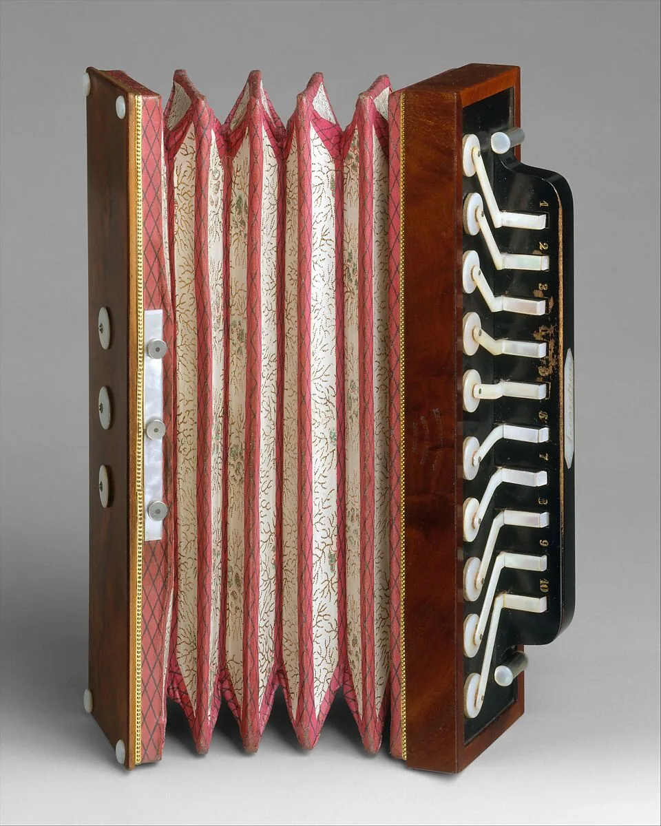 Accordion — Unknown