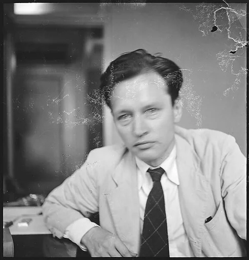 [48 Portraits of John McDonald]