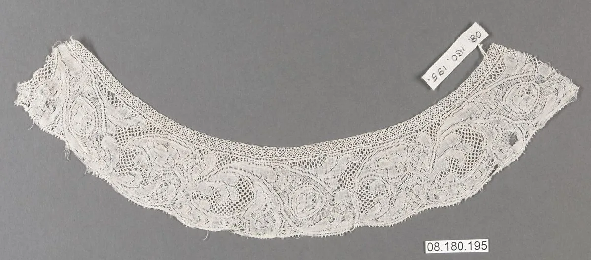 Collar — Unknown