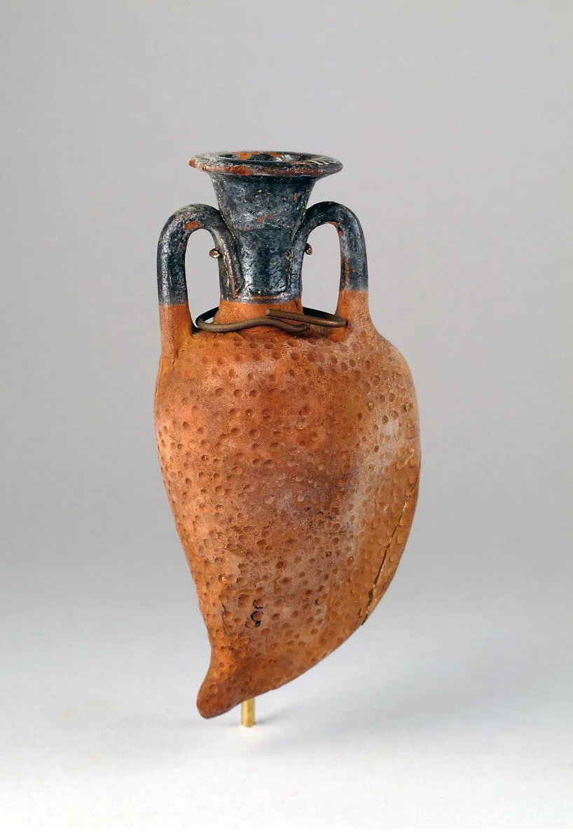 Amphoriskos in the form of an almond — Unknown