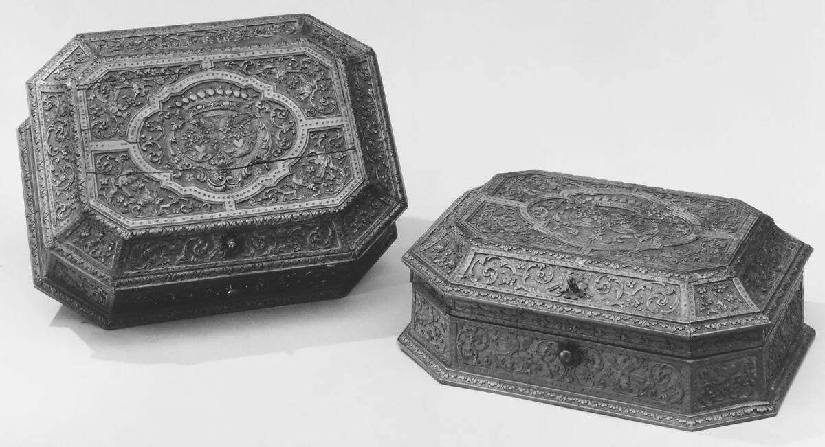 Pair of boxes — Unknown