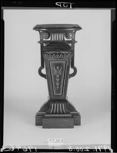Pedestal