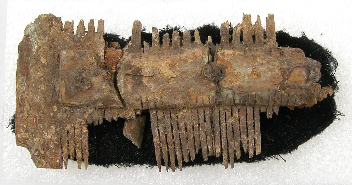 Double-Sided Comb — Unknown