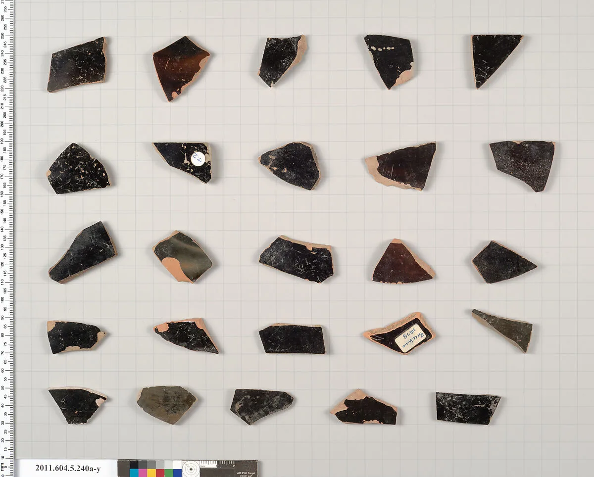 Terracotta fragments of kylikes (drinking cups) — Unknown