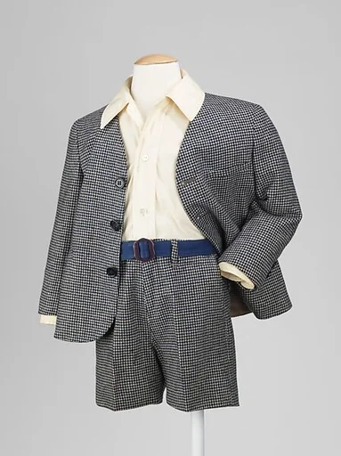 Suit
