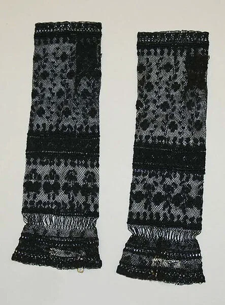 Mitts — Unknown
