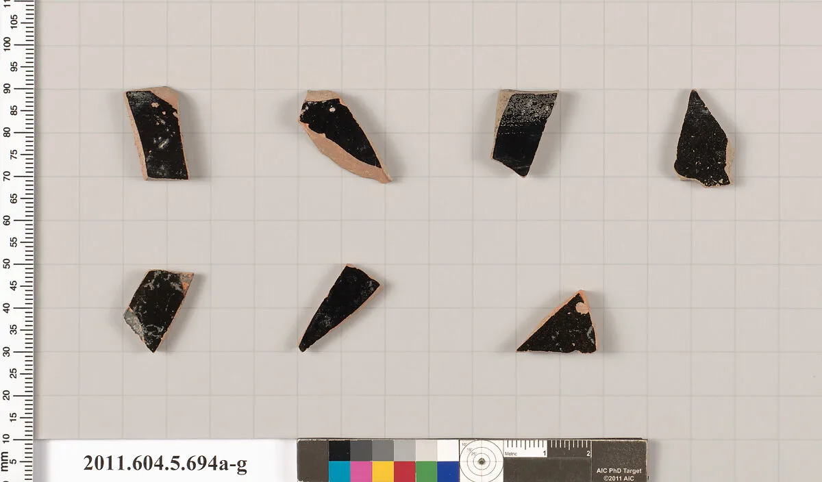 Terracotta fragments of kylikes (drinking cups) — Unknown