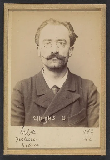 Ledot. Julien. 41 ans, né à Bourges (Cher). Employé. Anarchiste. 1/3/94.