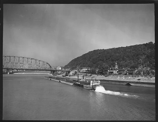 [Sternwheeler A.B. Sheets on River, Pittsburgh, Pennsylvania?]