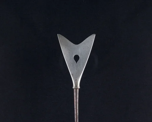 Arrowhead (<i>Yanone</i>)