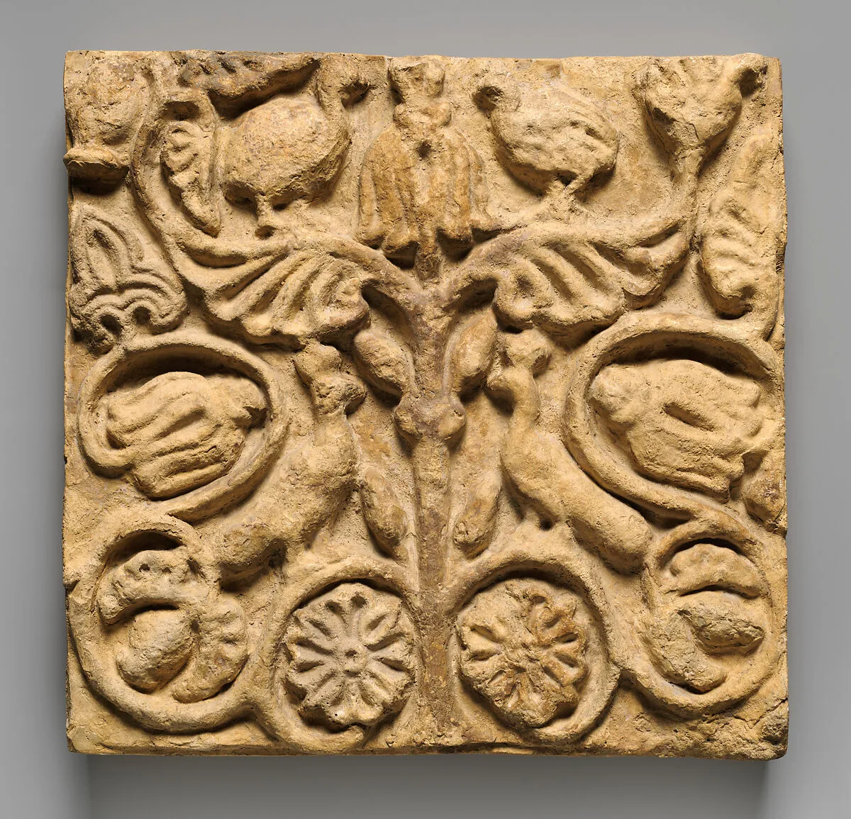 Wall decoration with birds and vegetal design — Unknown