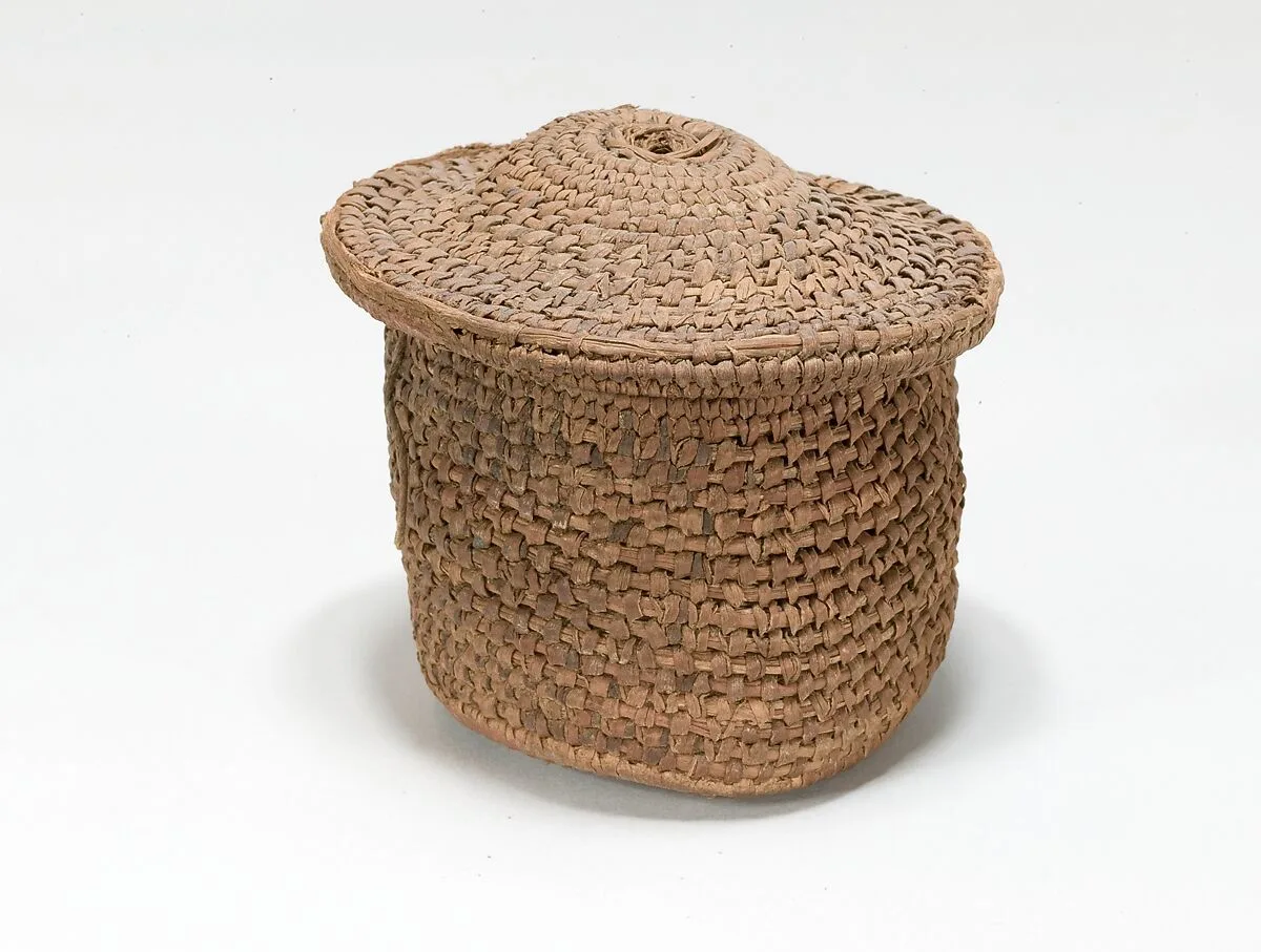 Basket and lid — Unknown