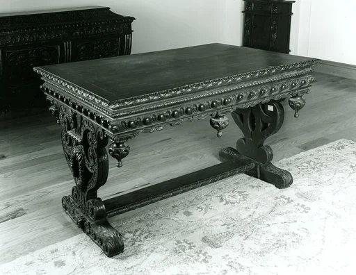 Center table