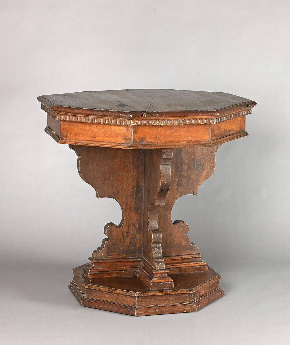 Small octagonal table — Unknown